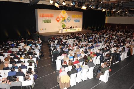 Auditorio con Maesa del Comite al Fondo.jpg