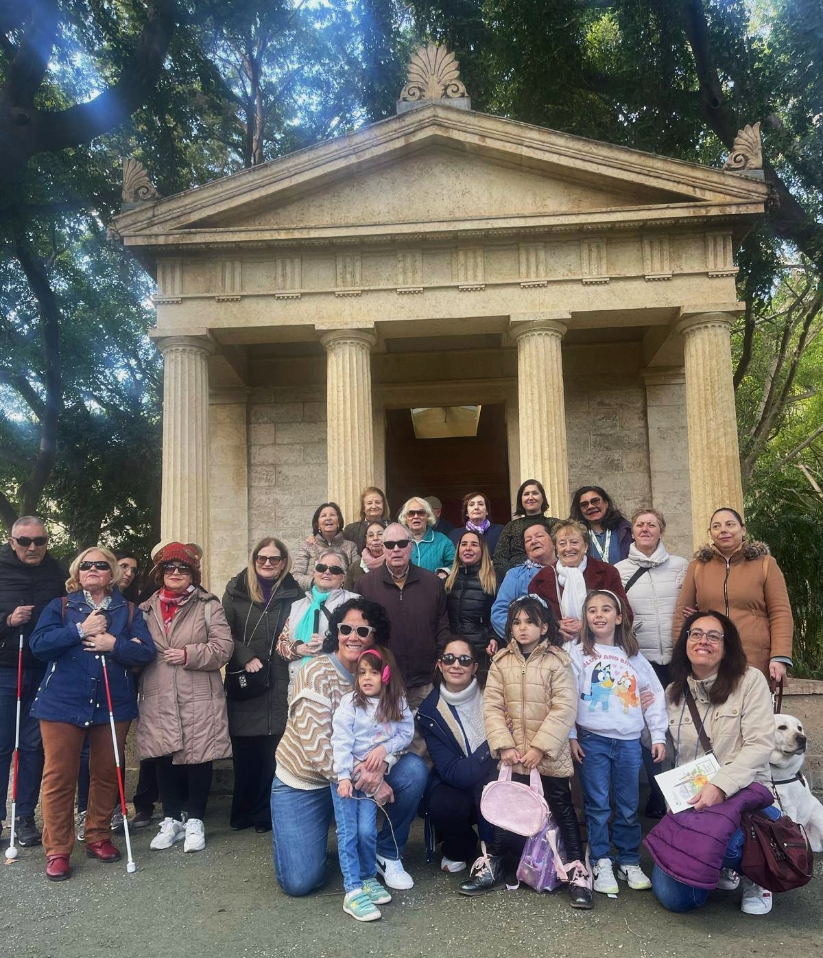 Foto familia asistentes
