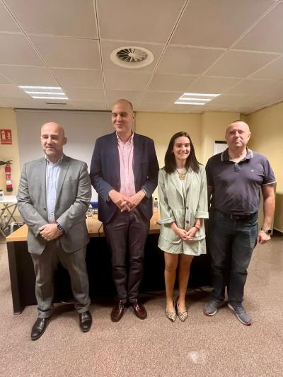Foto del Secretario General de UP Madrid y los 3 secretarios adjuntos de la Agrupación