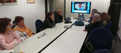 Escuchando con atencion el webinar