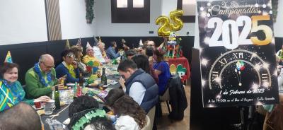 Asistentes a las campanadas progresistas de UP Almeria