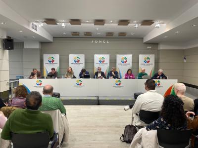 Imagen asistentes ejecutiva estatal