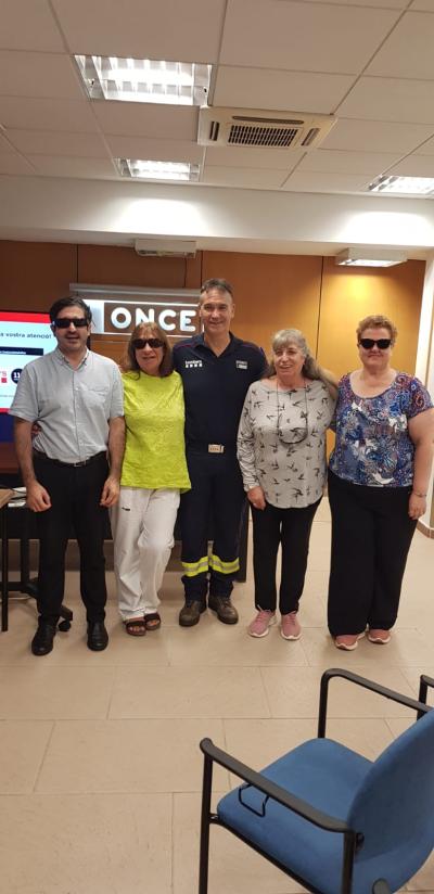 PRESIDENTA Y SECRETARIAS CSA SUPO GIRONA EN LA AGENCIA DE BLANESDE LA ONCE EN BLANES