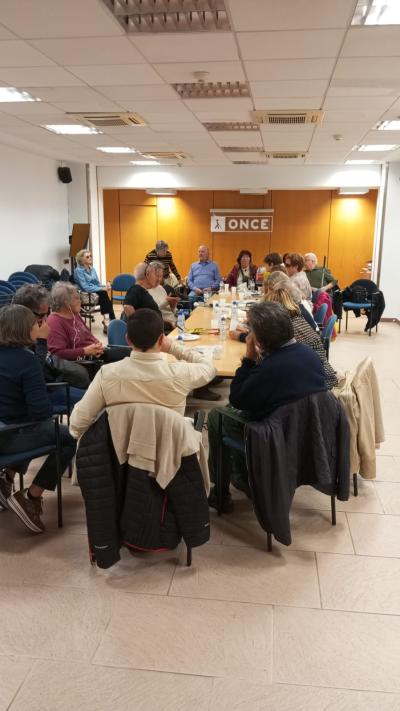 ASISTENTES A LA ASAMBLEA DE SUPO GIRONA EN LA AGENCIA DE BLANES