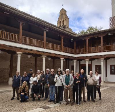 Socios y simpatizantes de SUPO Ciudad Real frente al ermita de Torralba.