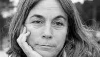 Primer plano de la escritora Carmen Martín Gaite