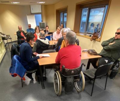 Catorce asistentes, tanto asociados como simpatizantes, han participado en la formación.