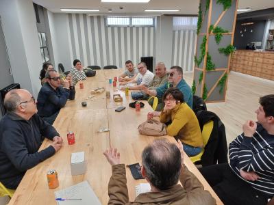 ASISTENTES A UNA JORNADA DE JUGAMOS AL ATAQUE