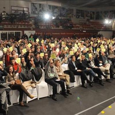 Auditorio Comite Estatal Votando.jpg
