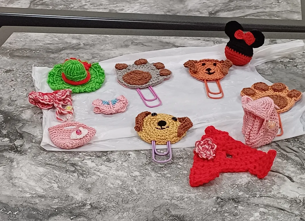 Puntos de libro de animales a ganchillo, mariposa, sombrero, mochila