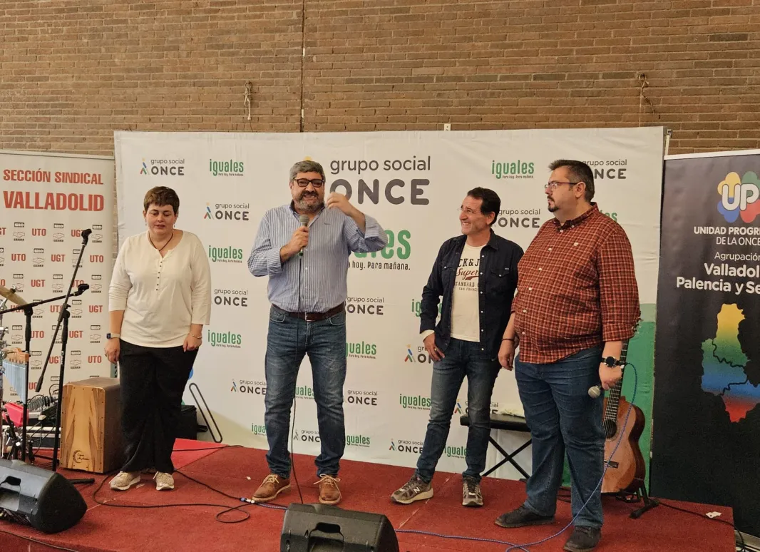 JOSE LUIS PIN¡TO CON EL SECRETARIO GENERAL DE UTO Y LA SECRETARIA GENERAL DEL UP
