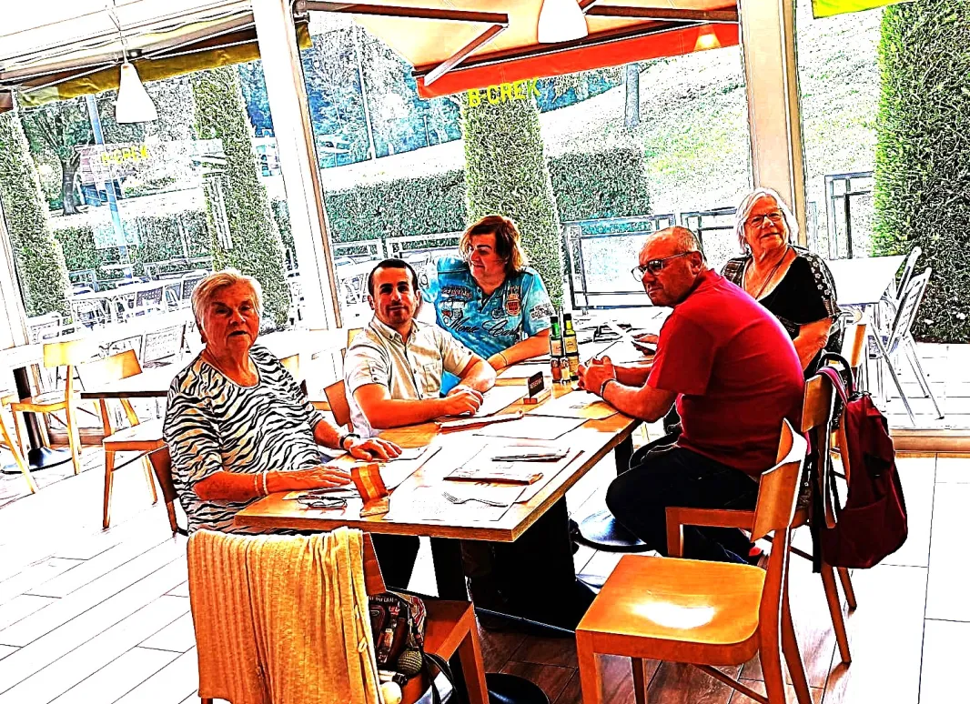 RESTAURANTE B-CREK LA SOLFA DE OLOT.