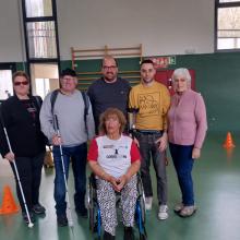 FOTO CON EL ALCALDE DE LES PRESES , TR Y VOLUNTARIOS