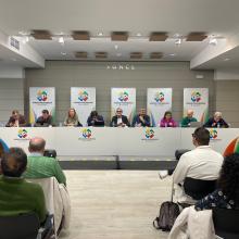 Imagen asistentes ejecutiva estatal