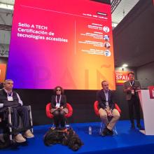 Foto intervención de Jesus Hernández y Lourdes Gonzalez.